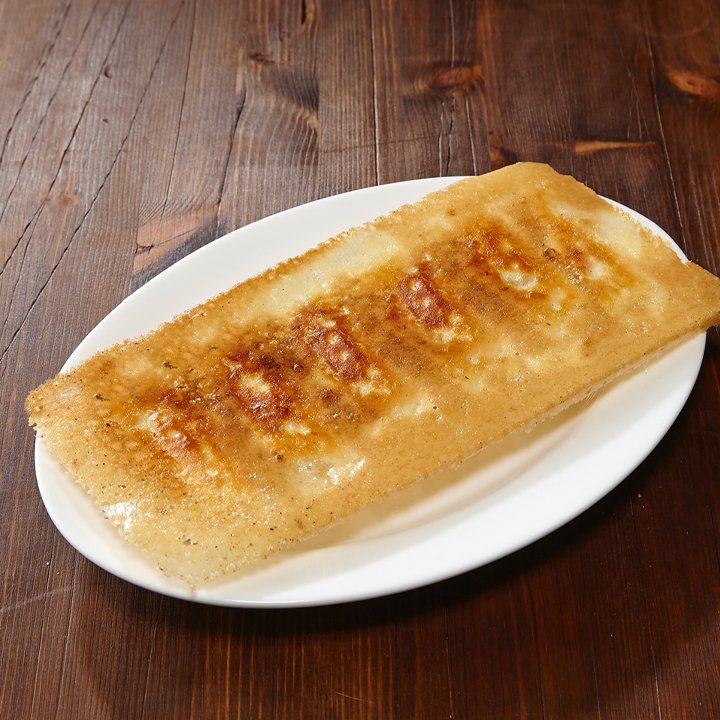 えびと豚肉入り焼き餃子